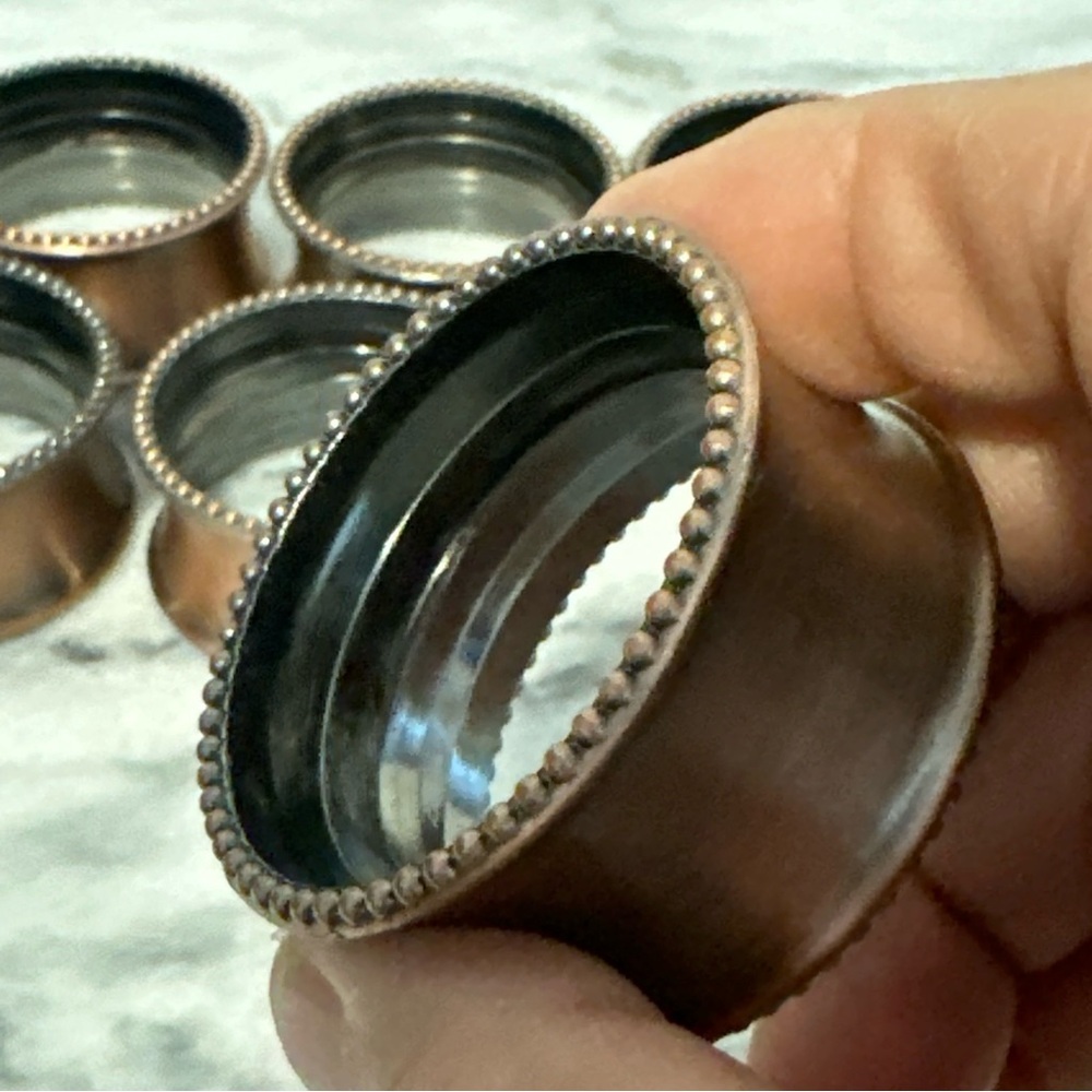 Elegant Copper Napkin Rings Set - Picture 10 of 13